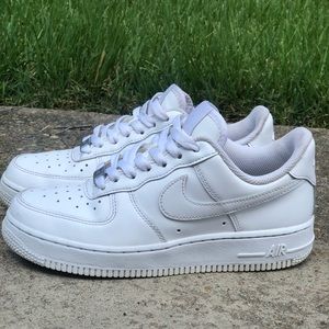 Women’s Nike Airforce 1’s